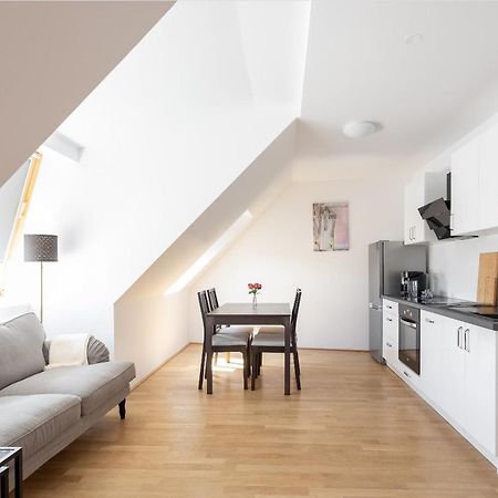 Skyline Aussicht L Lf46 Apartment เวียนนา ภายนอก รูปภาพ